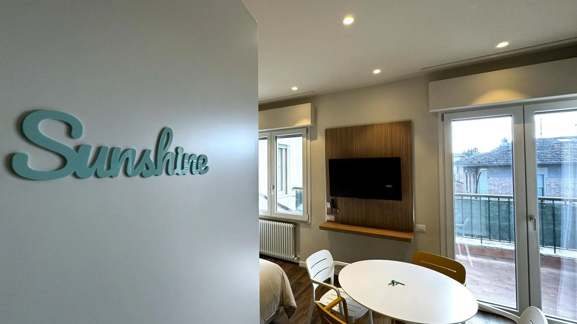 Skyline- 3 Apartments With View 锡耶纳