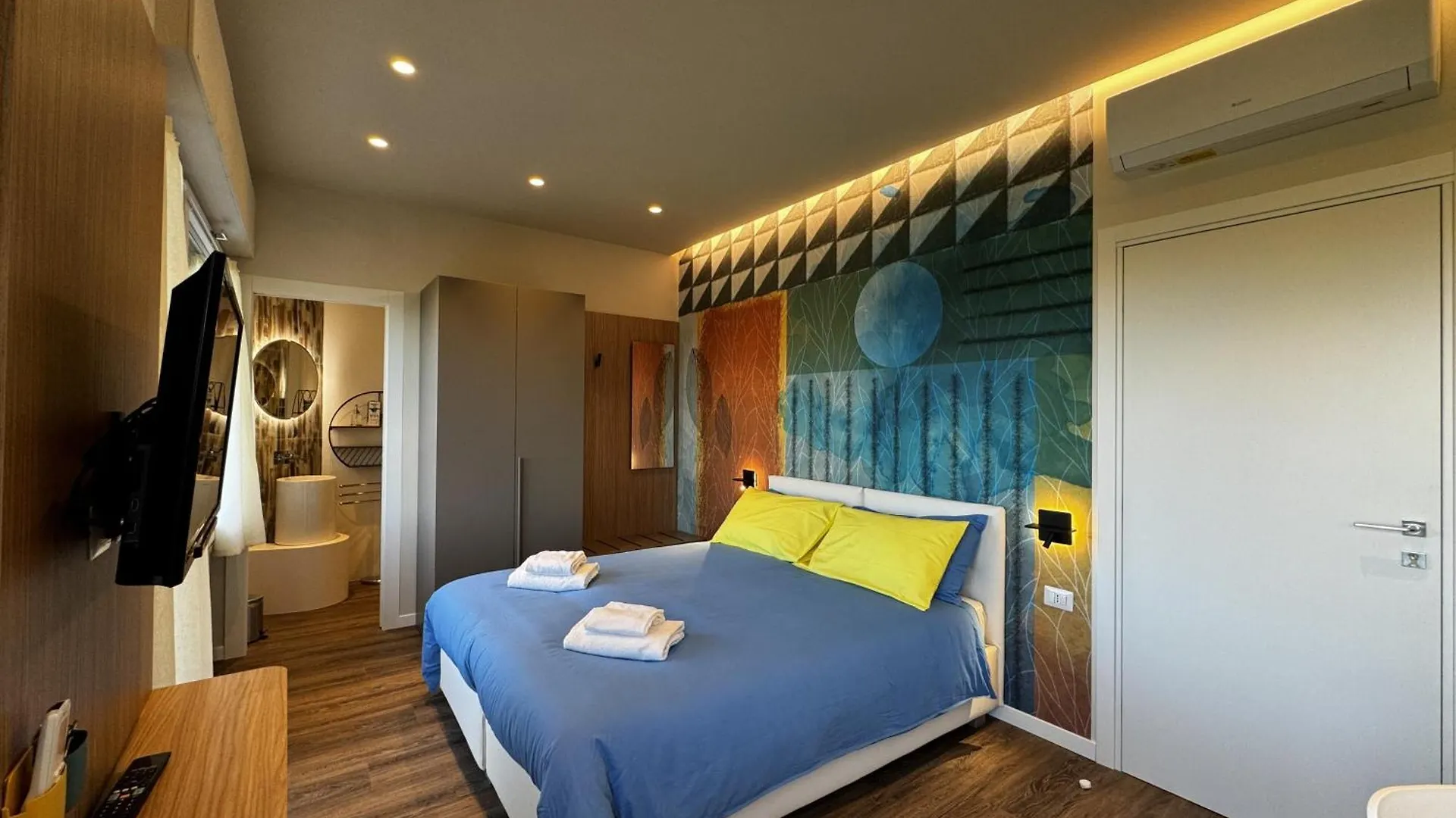 Skyline- 3 Apartments With View 锡耶纳